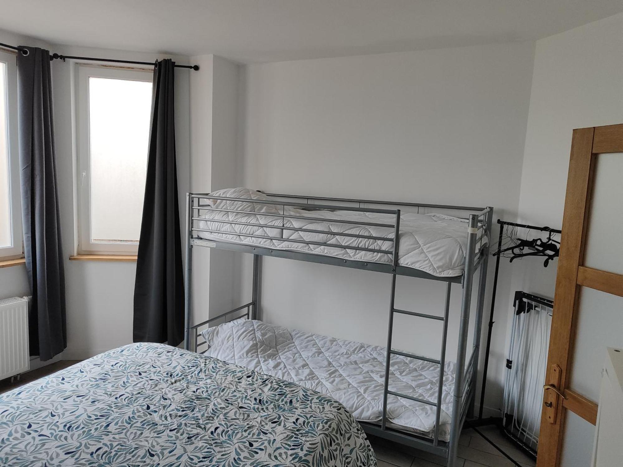 Appartement Spacieux Avec Parking Et Terrasse De Panne Ngoại thất bức ảnh